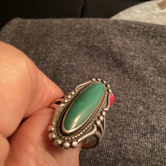 STERLING RING  must see 8/1/2 Jewelry - TURQUOISE RING ELONGATED SIZE 8/1/2